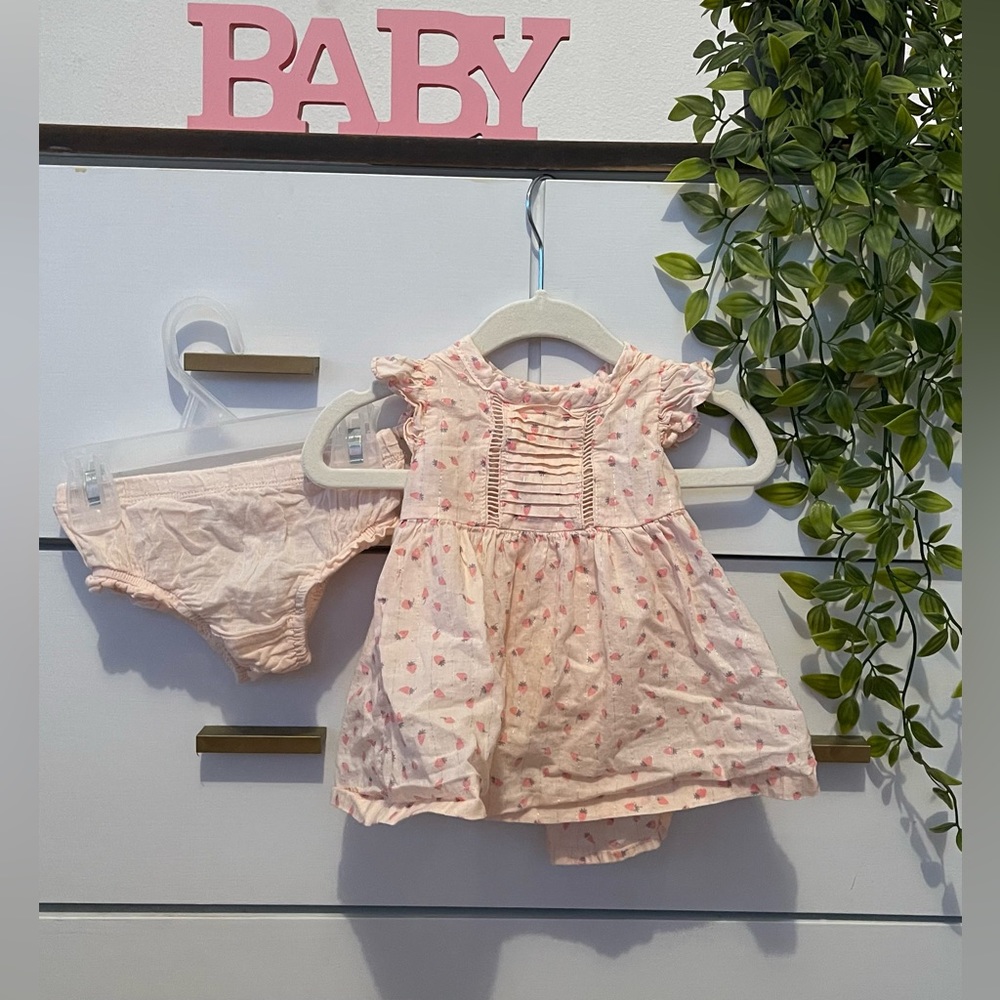 Jessica Simpson matching set strawberry dress 🍓